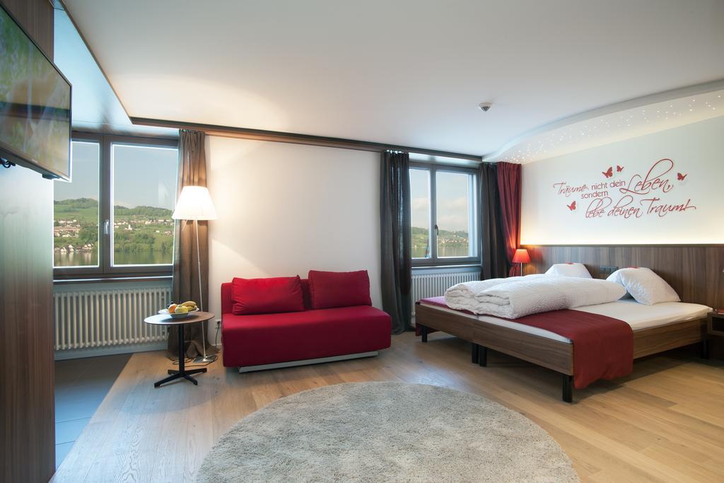 Seehotel Delphin Meisterschwanden Bilik gambar