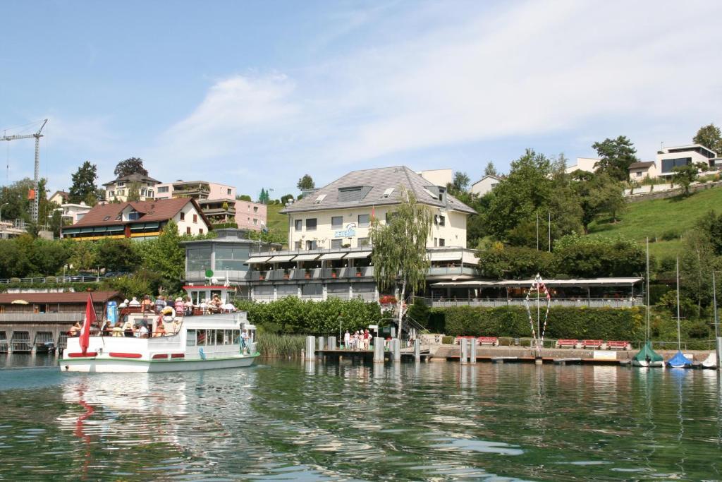 Seehotel Delphin Meisterschwanden Luaran gambar