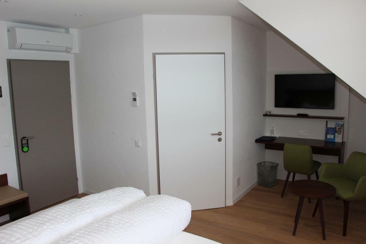 Seehotel Delphin Meisterschwanden Luaran gambar