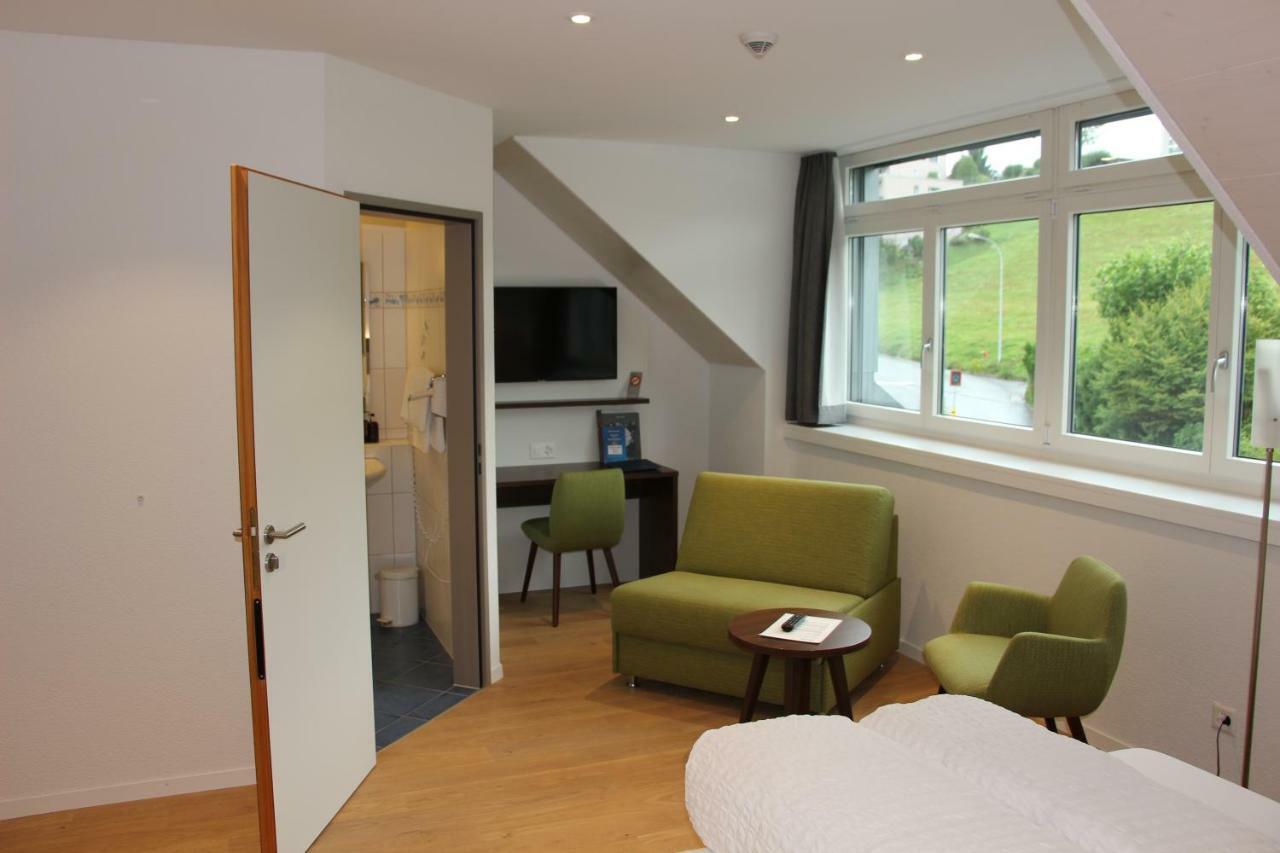 Seehotel Delphin Meisterschwanden Luaran gambar